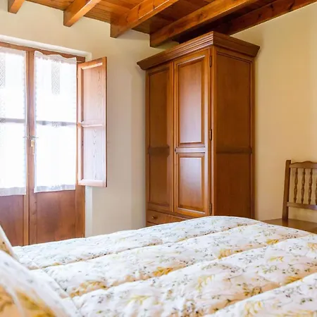 Holiday home La Cabada Ortiguero